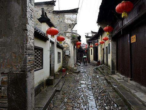 救援旅行男孩